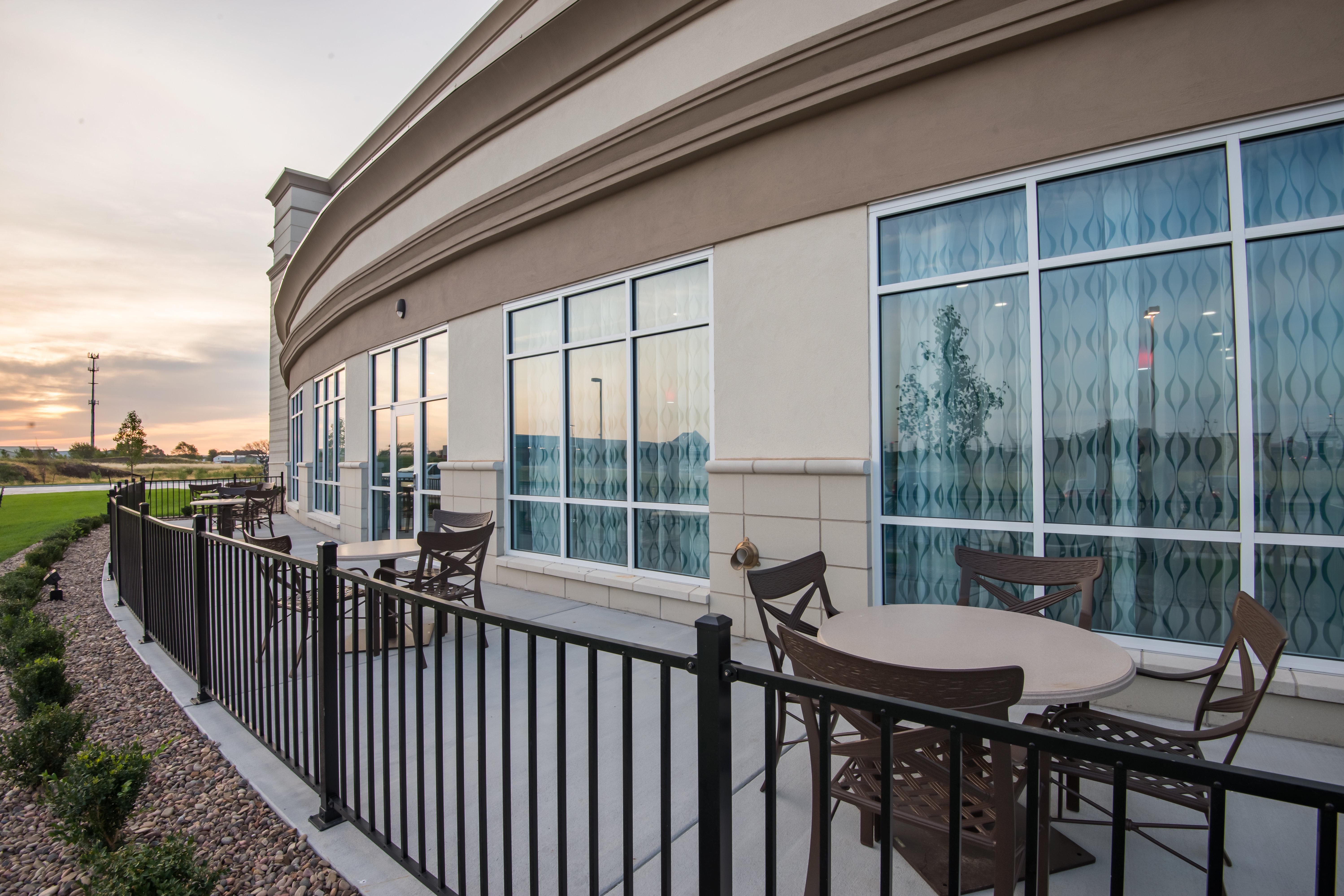 Holiday Inn Salina By Ihg Exterior foto
